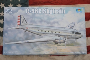 Trumpeter 02829 C-48C SKYTRAIN